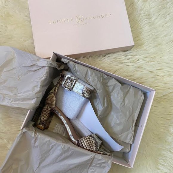 NIB $75 CHINESE LAUNDRY Women 7.5 Natural SNAKE Animal Print Rumor Heeled Sandal - Picture 8 of 14
